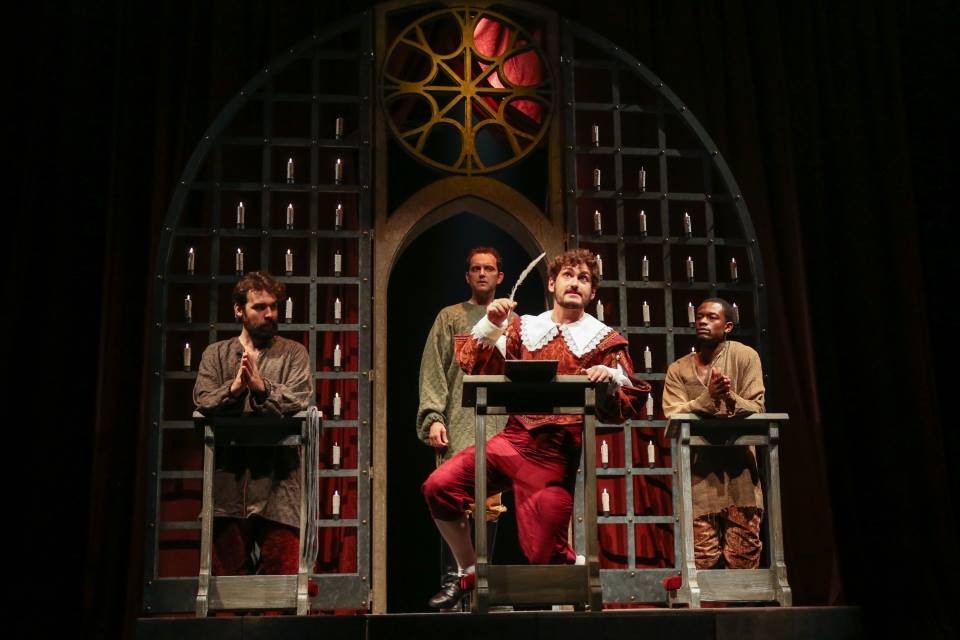 Montgomery Sutton, center as Berowne in Love's Labour's Lost at Trinity Shakespeare